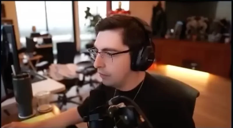 Shroud clip preview